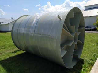 Технічна ємність з поліпропілену на замовлення, виготовлена Solid Plast